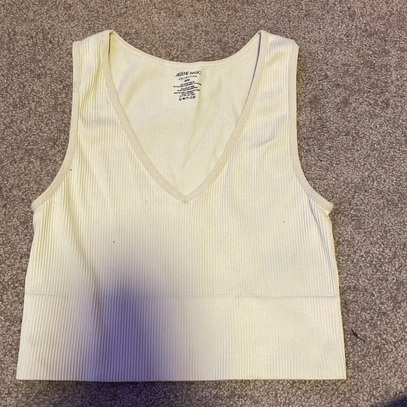 3 Ardene layering tank tops - Picture 2 of 4